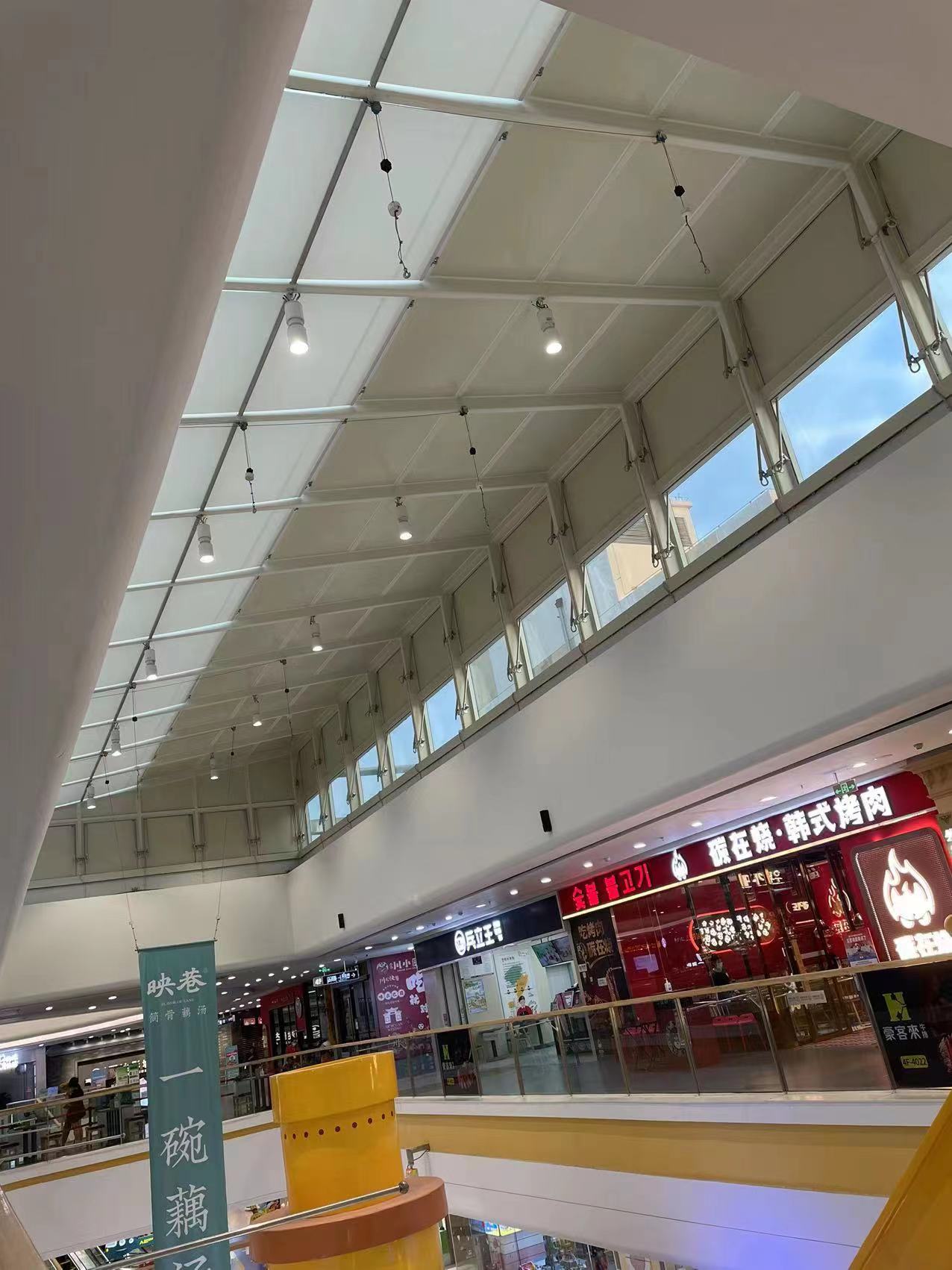 深圳北站候车厅